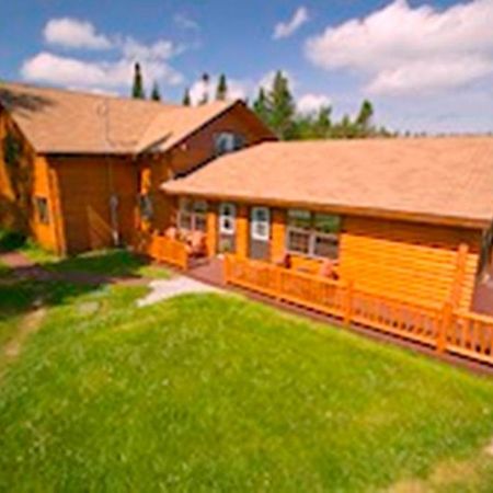 Tuckamore Lodge Main Brook Екстериор снимка